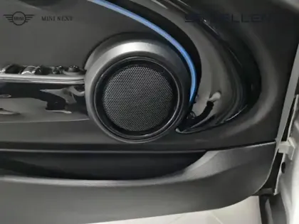 Photo 13 Mini Mini cabrio Cabrio Cooper 136ch Edition Camden BVA7