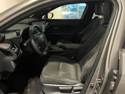 Photo 7 Lexus UX  250h 2WD Pack Confort Business MY20