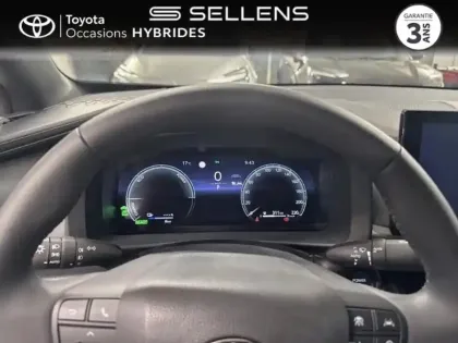 Photo 12 Toyota C-HR  2.0 Hybride Rechargeable 225ch Design MY25