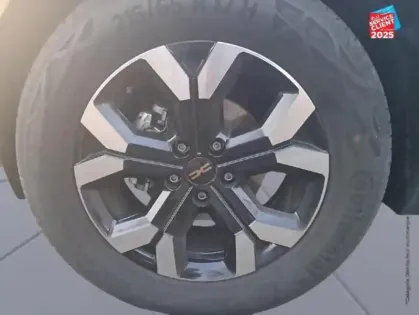 Photo 9 Dacia Duster  1.0 ECO-G 100ch Extreme Camera