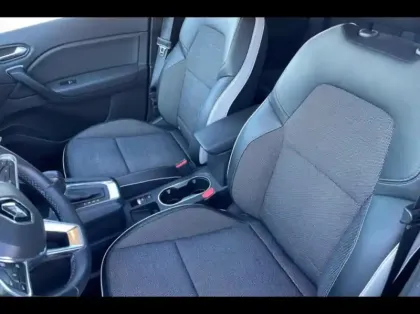 Photo 9 Renault Captur  1.5 Blue dCi 115ch Intens EDC