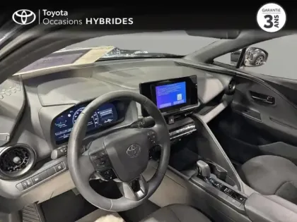 Photo 6 Toyota C-HR  1.8 Hybride 140ch Dynamic NG23