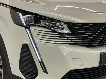 Photo 3 Peugeot 3008  HYBRID 225ch GT Pack e-EAT8