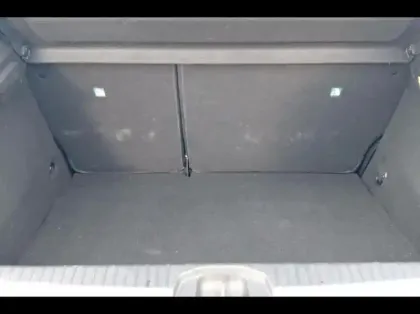 Photo 11 Renault Clio  1.6 E-Tech 145ch full hybrid Techno - 24