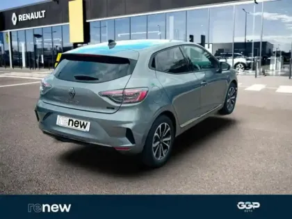 Photo 5 Renault Clio  1.6 E-Tech 145ch full hybrid Techno - 24