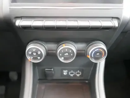 Photo 13 Renault Captur  1.0 TCe 100ch Business