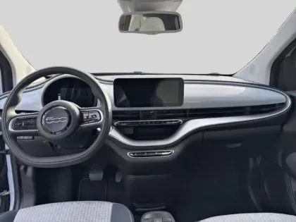 Photo 7 Fiat 500  3+1 e 118ch Icône Plus (Pack Magic Eye)