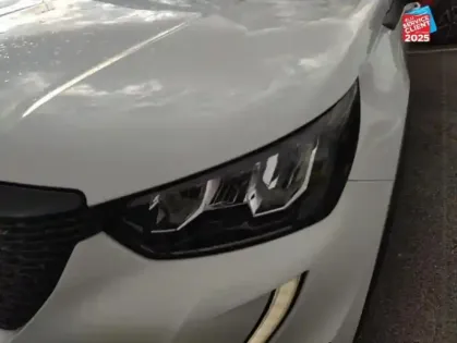 Photo 12 Peugeot 2008  1.2 PureTech 100ch S&S Active