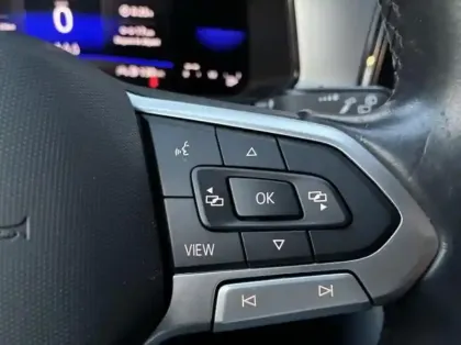 Photo 12 Volkswagen T-roc  1.0 TSI 110ch Life Plus