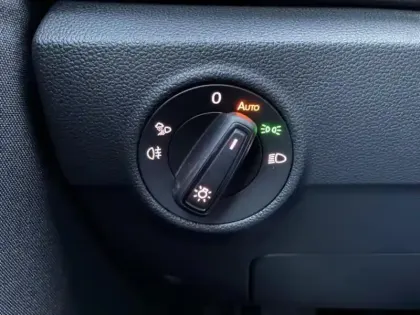 Photo 8 Volkswagen T-roc  1.0 TSI 110ch Life Plus