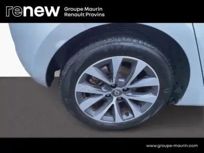Photo 8 Renault Clio  1.6 E-Tech 140ch Intens -21