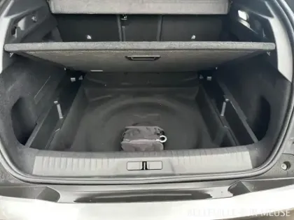 Photo 14 Peugeot 3008  1.2 Hybrid 145ch Allure e-DCS6