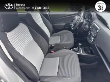 Photo 13 Toyota Yaris  100h Dynamic 5p MY19