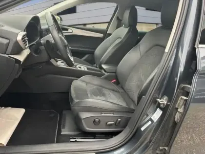 Photo 8 Seat Leon  1.5 eTSI 150ch Xcellence DSG7