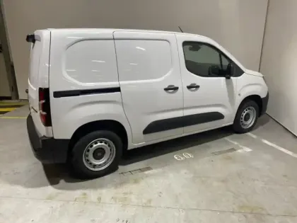 Photo 3 Peugeot Partner  M 650kg 110ch S&S Pack Premium Connect