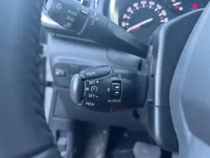 Photo 14 Citroën C3  1.2 PureTech 110ch S&S Shine EAT6