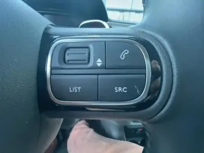 Photo 13 Citroën C3  1.2 PureTech 110ch S&S Shine EAT6