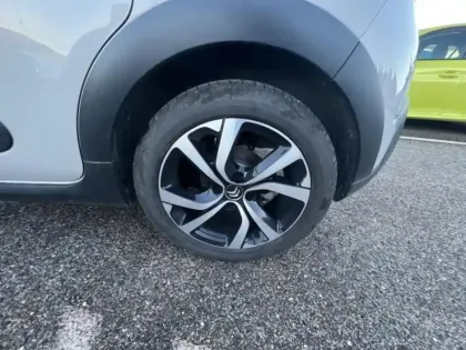 Photo 10 Citroën C3  1.2 PureTech 110ch S&S Shine EAT6