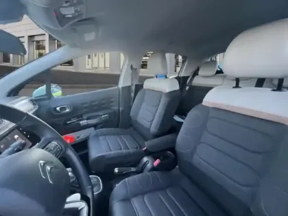 Photo 8 Citroën C3  1.2 PureTech 110ch S&S Shine EAT6