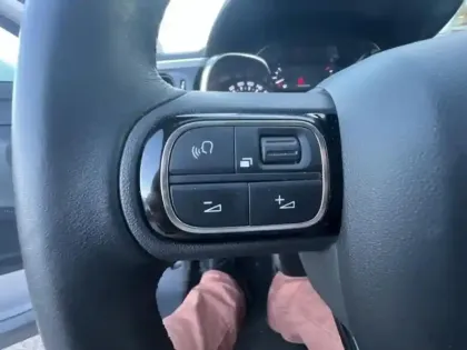 Photo 12 Citroën C3  1.2 PureTech 110ch S&S Shine EAT6