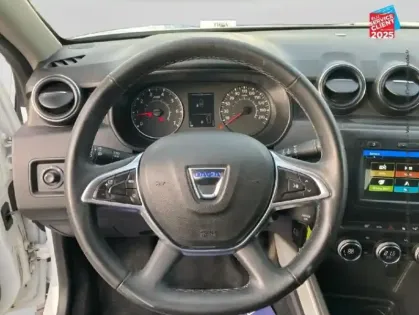 Photo 11 Dacia Duster  1.3 TCe 130ch FAP Prestige 4x2 Camera Attelage