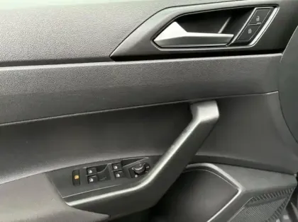 Photo 11 Volkswagen Polo  1.0 MPI 80ch 