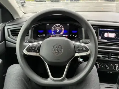 Photo 13 Volkswagen Polo  1.0 MPI 80ch 