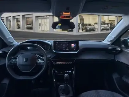 Photo 7 Peugeot 208  1.2 PureTech 100ch S&S Allure