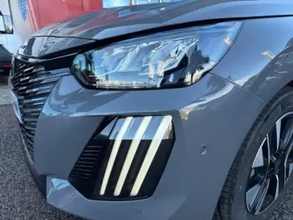 Photo 12 Peugeot 208  1.2 PureTech 100ch S&S Allure