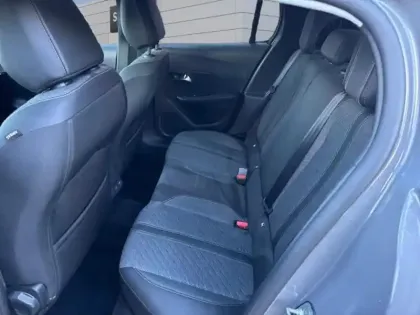 Photo 9 Peugeot 208  1.2 PureTech 100ch S&S Allure