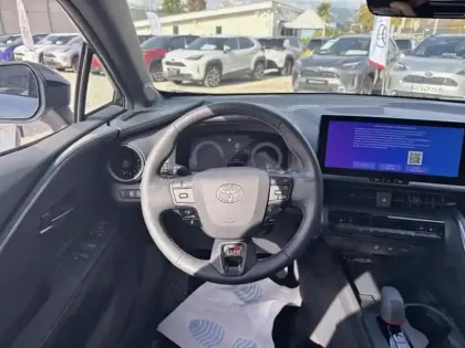 Photo 7 Toyota C-HR  2.0 Hybride Rechargeable 225ch GR Sport MY25