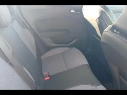 Photo 13 Renault Clio  1.6 E-Tech 145ch full hybrid Techno - 24