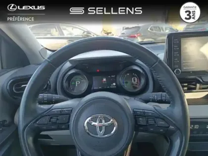 Photo 12 Toyota Yaris  116h Iconic 5p