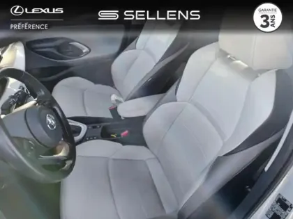 Photo 10 Toyota Yaris  116h Iconic 5p