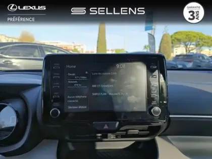 Photo 14 Toyota Yaris  116h Iconic 5p