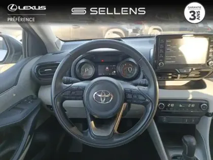 Photo 8 Toyota Yaris  116h Iconic 5p