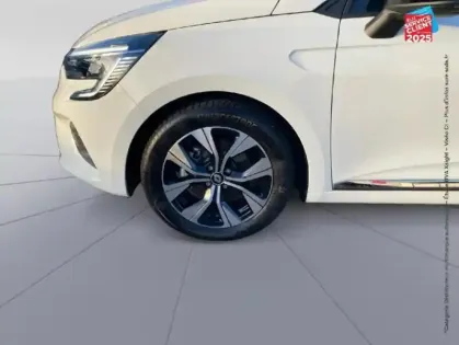 Photo 9 Renault Clio  1.6 E-Tech hybride 145ch Evolution Camera GPS