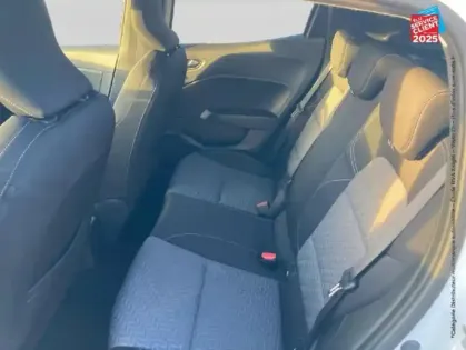 Photo 10 Renault Clio  1.6 E-Tech hybride 145ch Evolution Camera GPS