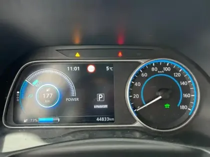 Photo 13 Nissan Leaf  150ch 40kWh Acenta 22