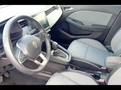 Photo 9 Renault Clio  1.6 E-Tech 145ch full hybrid Techno - 24