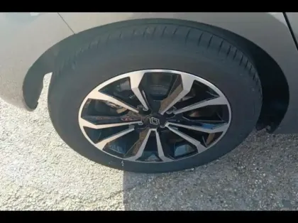 Photo 10 Renault Clio  1.6 E-Tech 145ch full hybrid Techno - 25