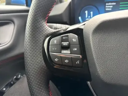 Photo 15 Ford Puma 1.0 EcoBoost Hybrid 125ch ST-Line S&amp;S Powershift