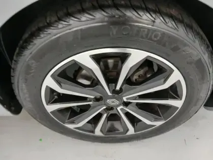 Photo 16 Renault Clio V TCe 90 Techno