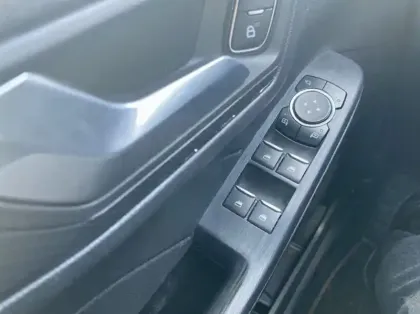 Photo 5 Ford Kuga 2.5 Duratec 190ch FHEV E85 ST-Line BVA