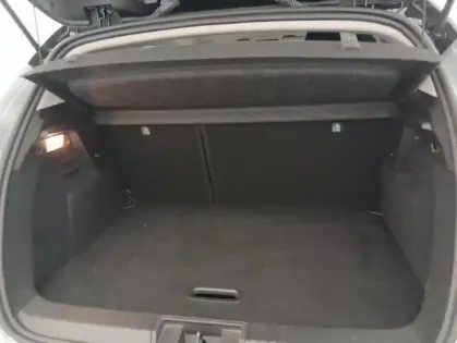 Photo 15 Renault Captur E-Tech 145 - 21 Intens