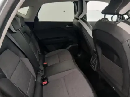 Photo 14 Renault Captur E-Tech 145 - 21 Intens