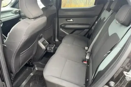 Photo 10 Dacia Duster Hybrid 140 Extreme