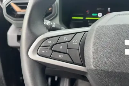 Photo 17 Dacia Duster Hybrid 140 Extreme