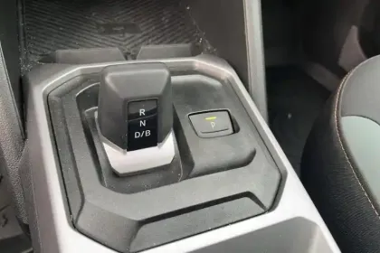 Photo 24 Dacia Duster Hybrid 140 Extreme