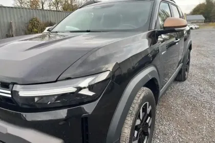 Photo 13 Dacia Duster Hybrid 140 Extreme